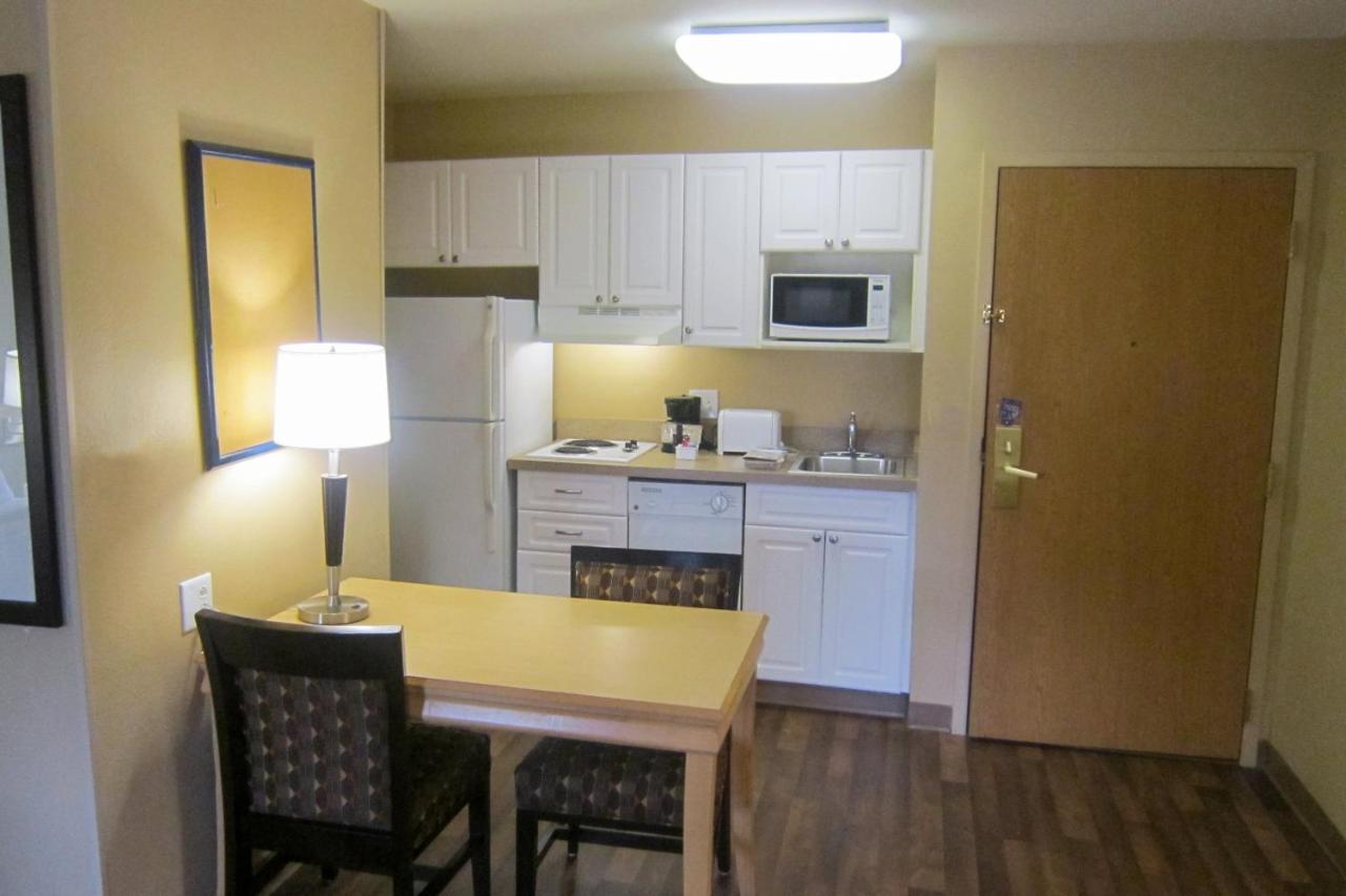 Extended Stay America Suites - Pleasanton - Chabot Dr Экстерьер фото