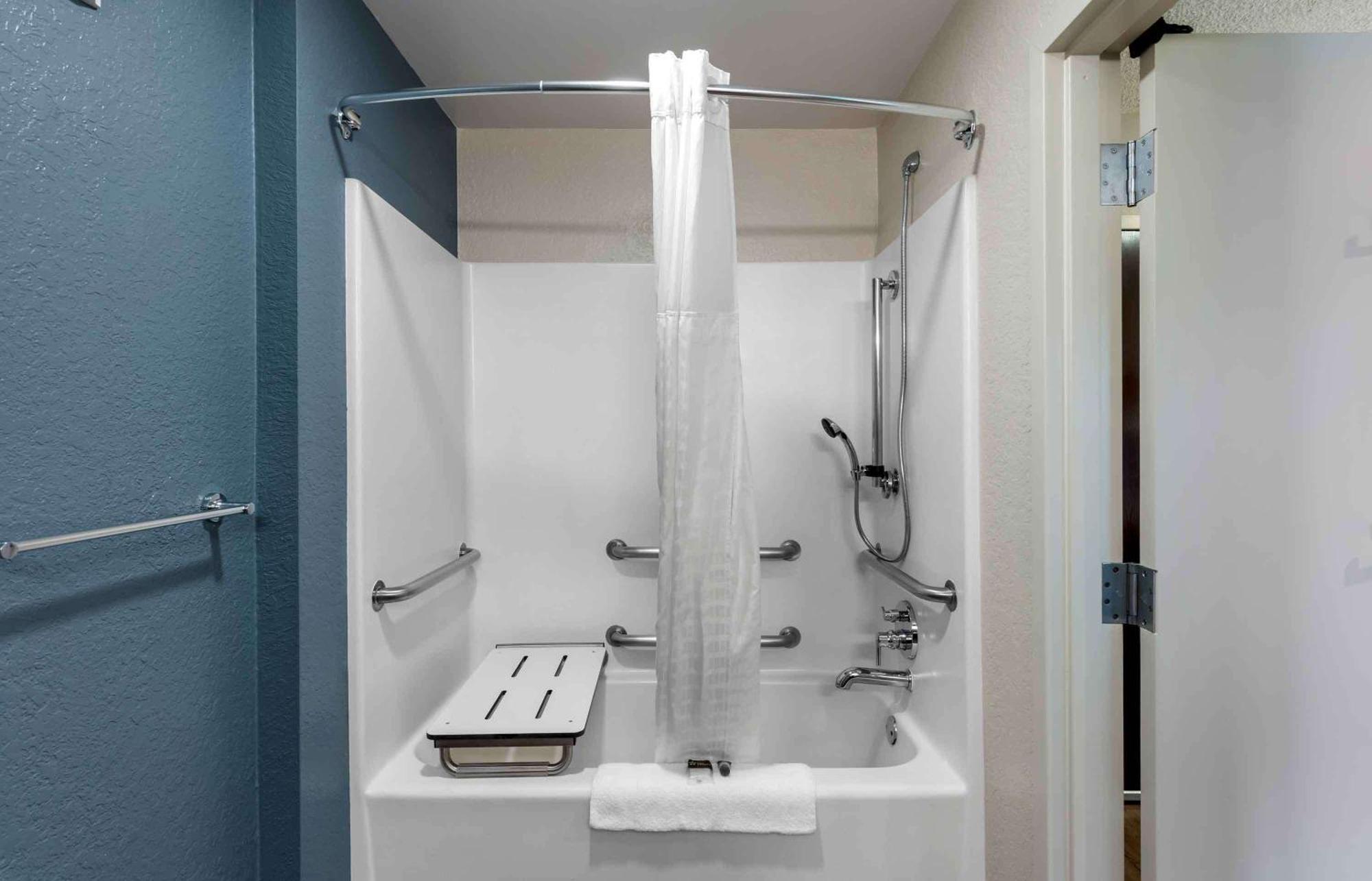 Extended Stay America Suites - Pleasanton - Chabot Dr Экстерьер фото