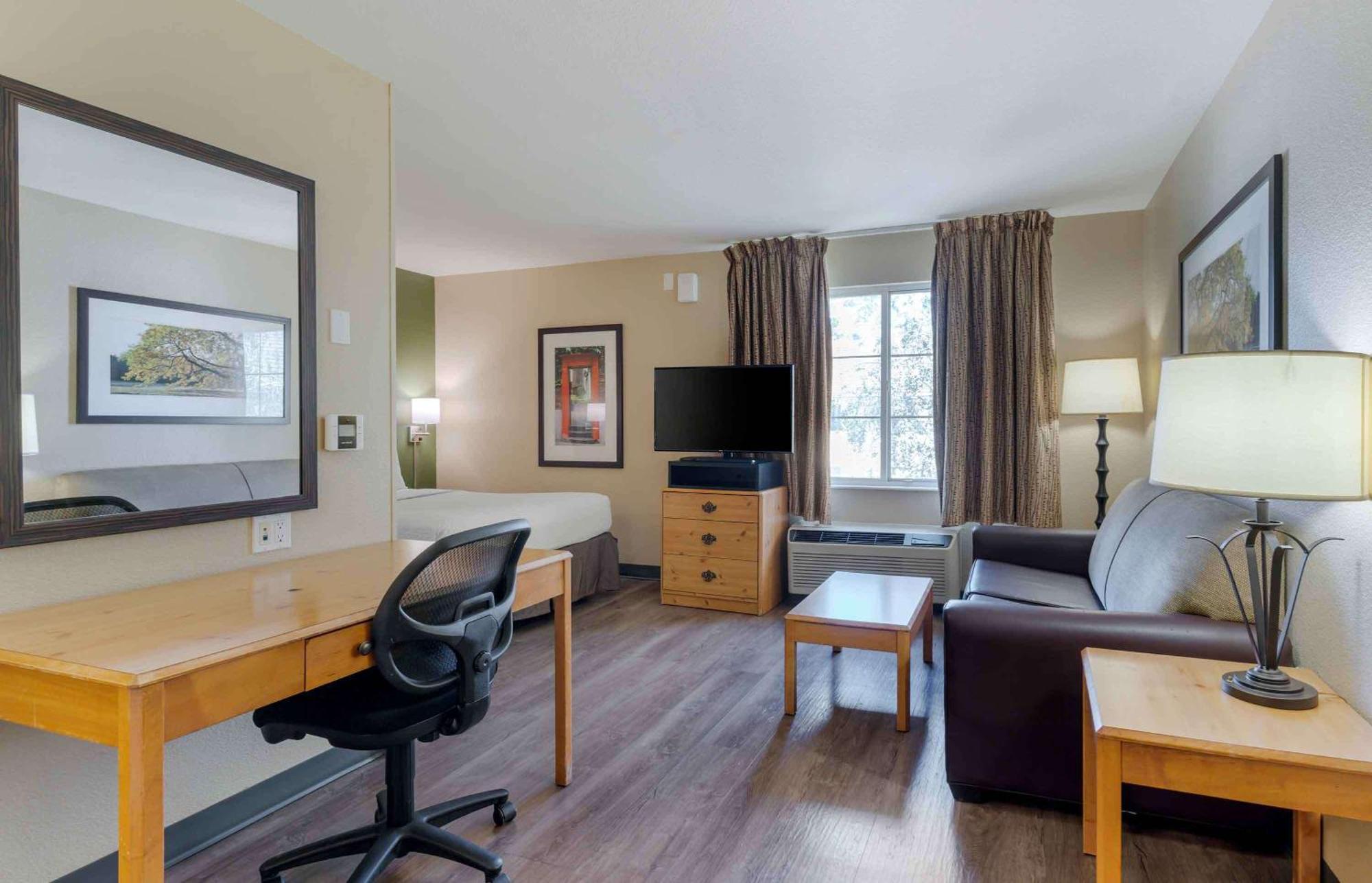 Extended Stay America Suites - Pleasanton - Chabot Dr Экстерьер фото